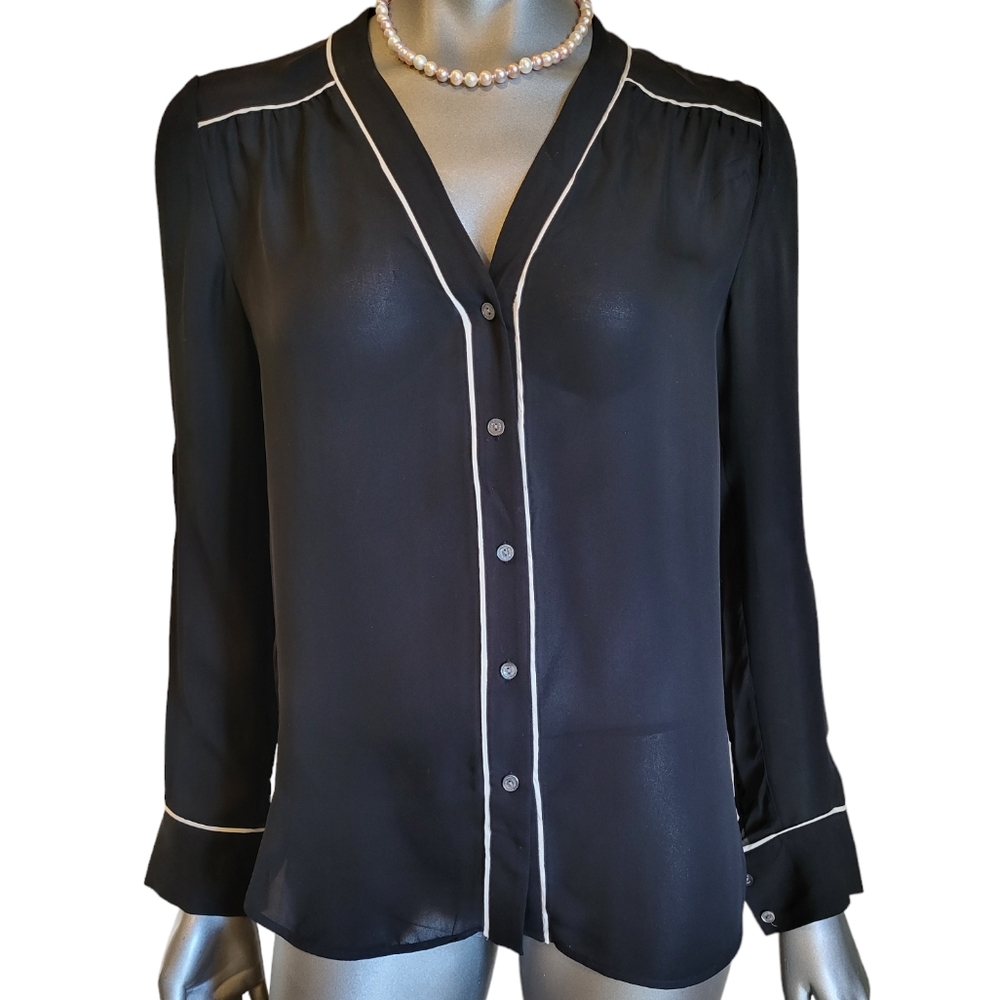 74. VINCE B&W Silk Blouse - Size Small
